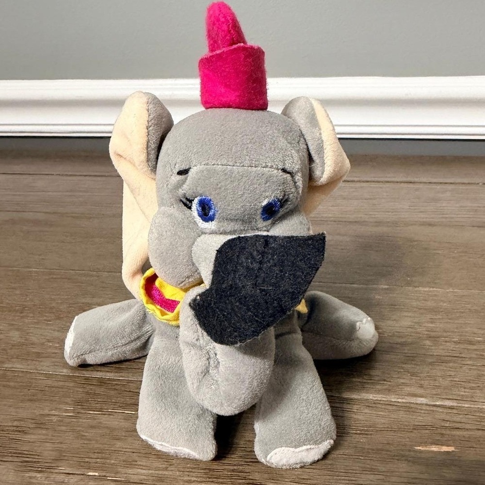 Disney Dumbo Plush Walt Disney World Bean Bag Elephant Magic Feather 6 Inch